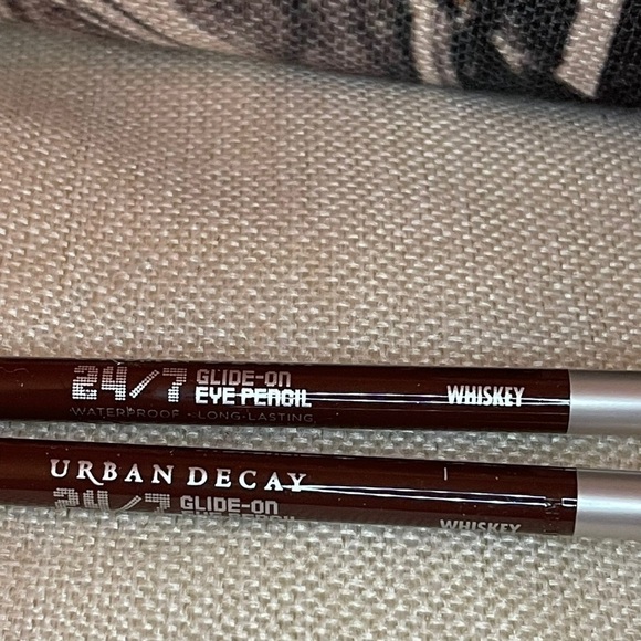 (2) Urban Decay Glide On Eye Pencil | Whiskey - Picture 1 of 6